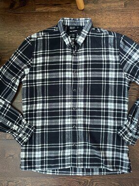 The Kooples Mens Black/White Plaid wool/cotton snap button shirt-small